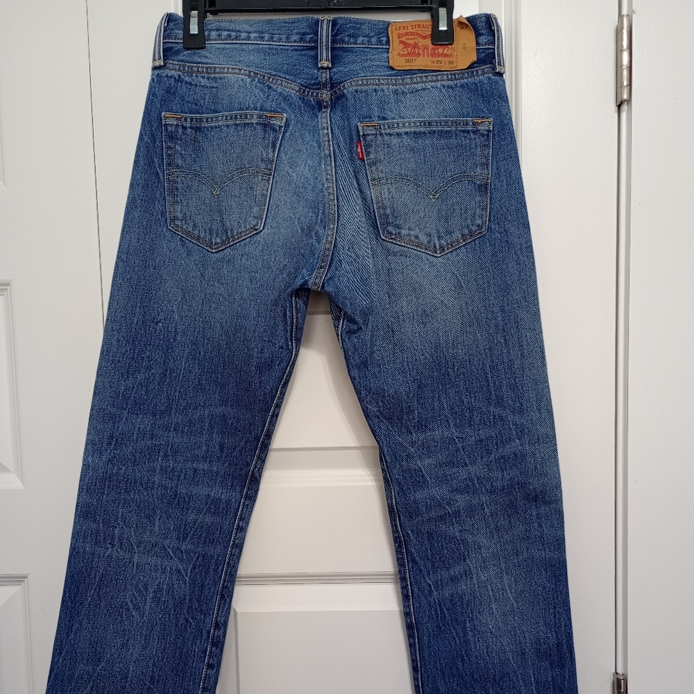 Vintage Excellent Condition Levi’s Button Fly 501s  (29 x 30)